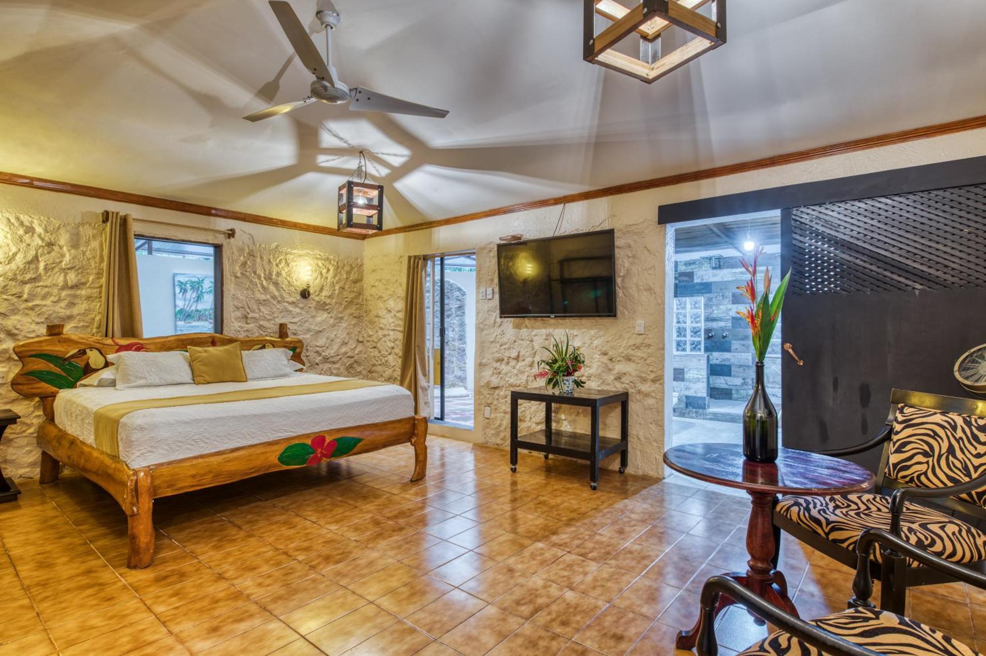 Atlantida Lodge Кахуита Екстериор снимка