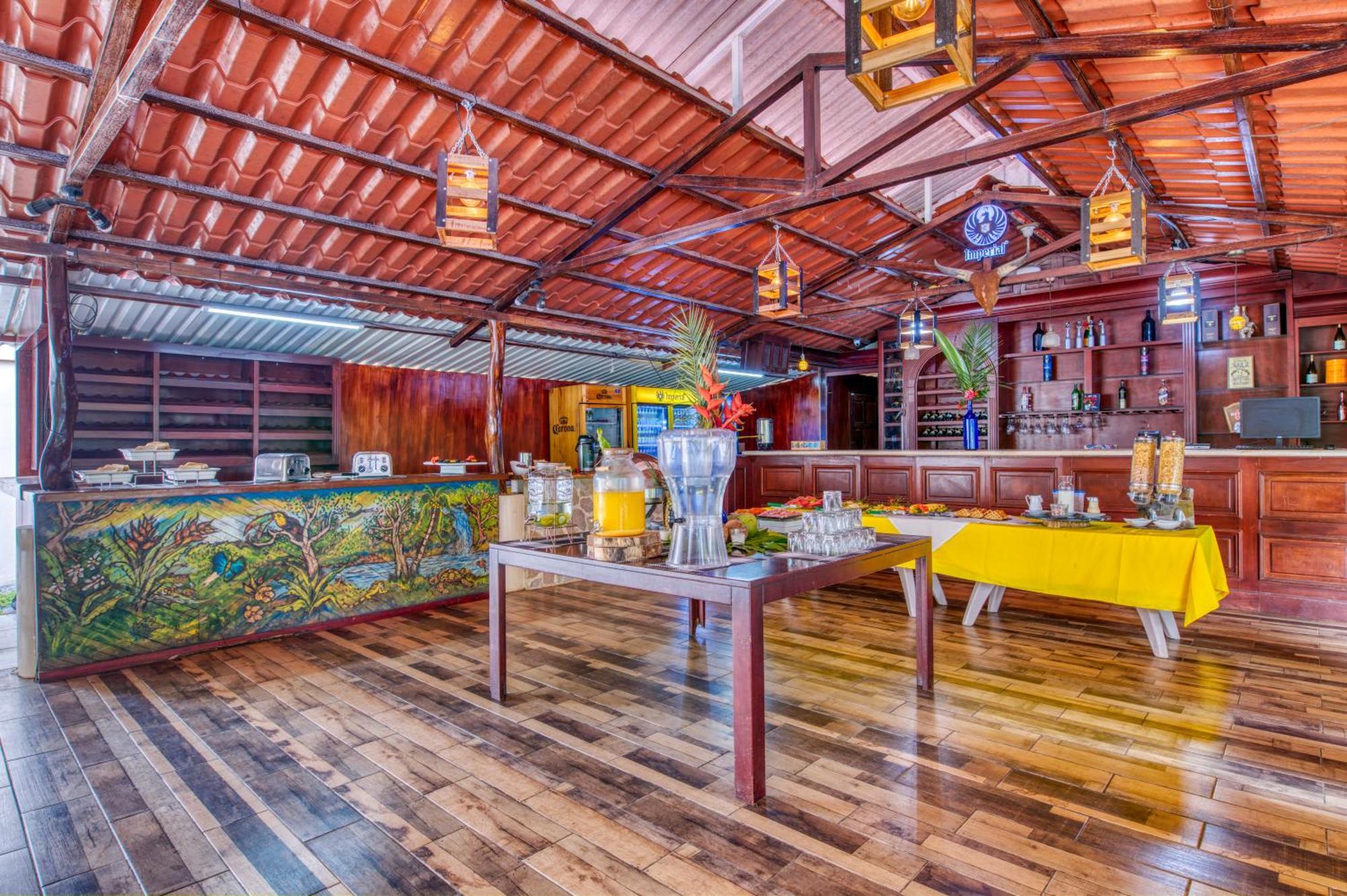 Atlantida Lodge Кахуита Екстериор снимка
