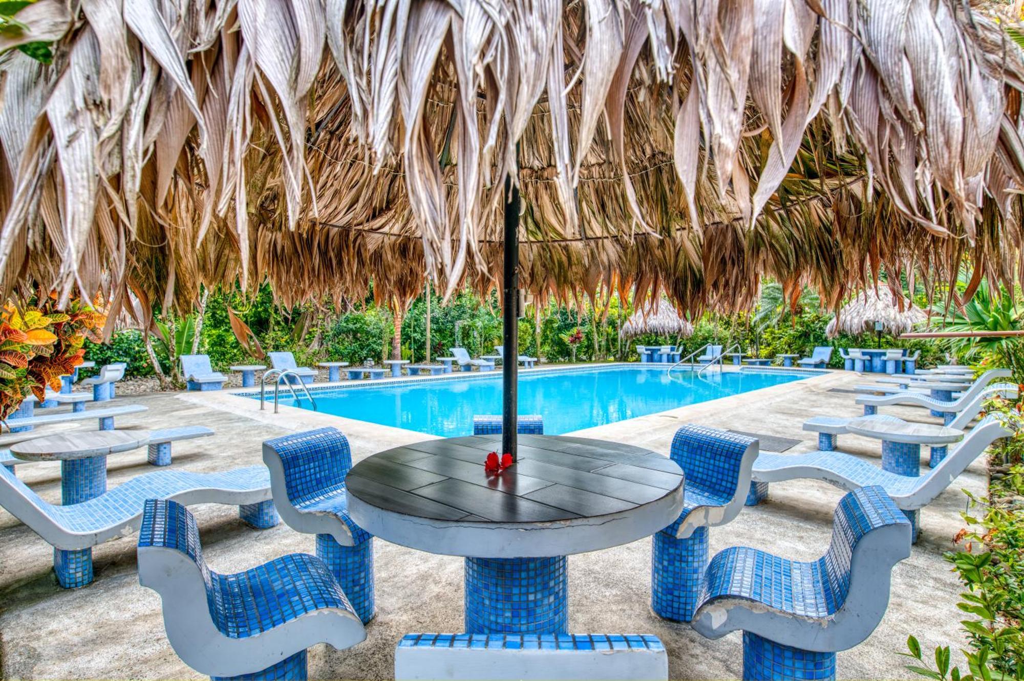 Atlantida Lodge Кахуита Екстериор снимка