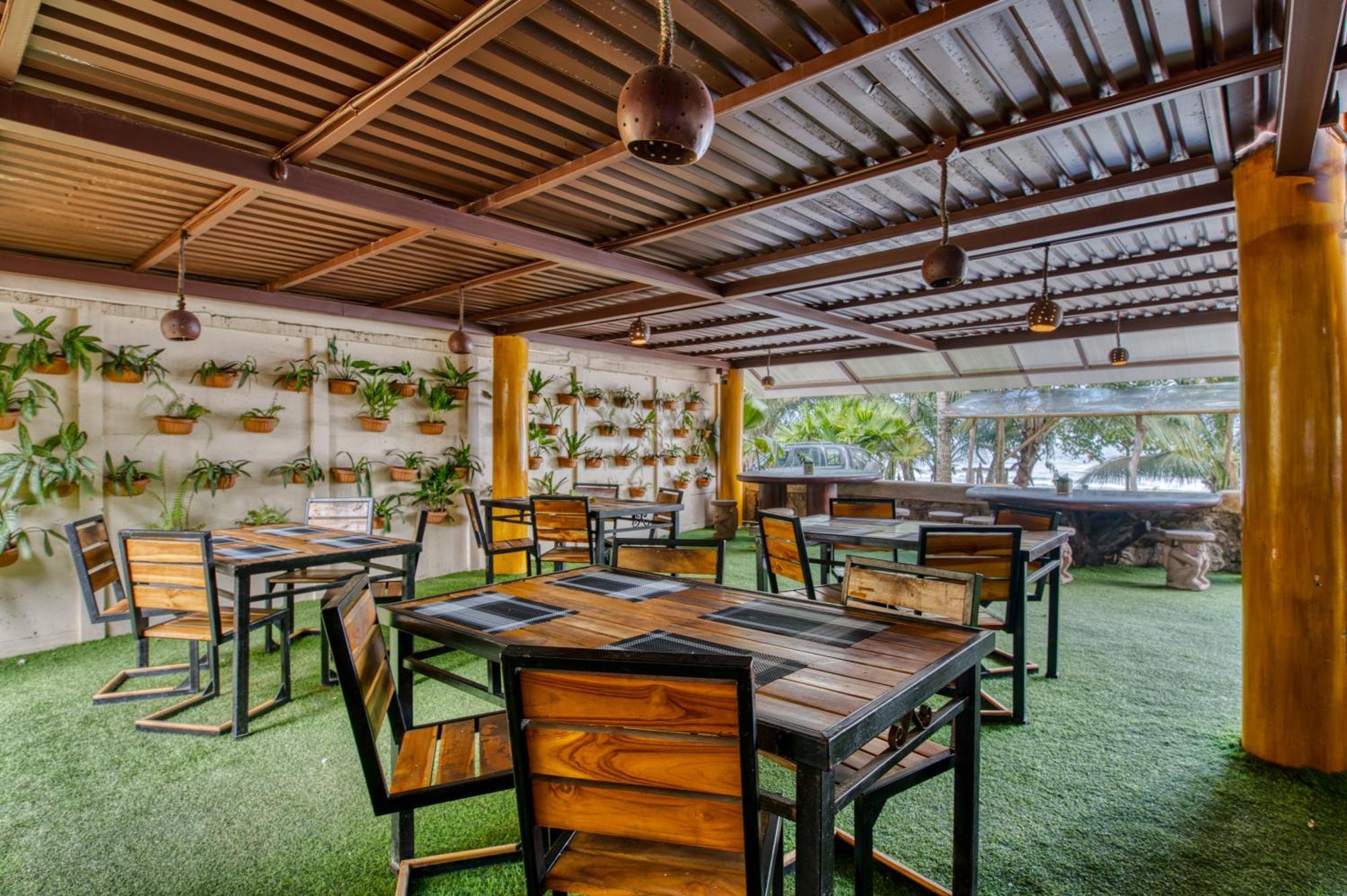 Atlantida Lodge Кахуита Екстериор снимка