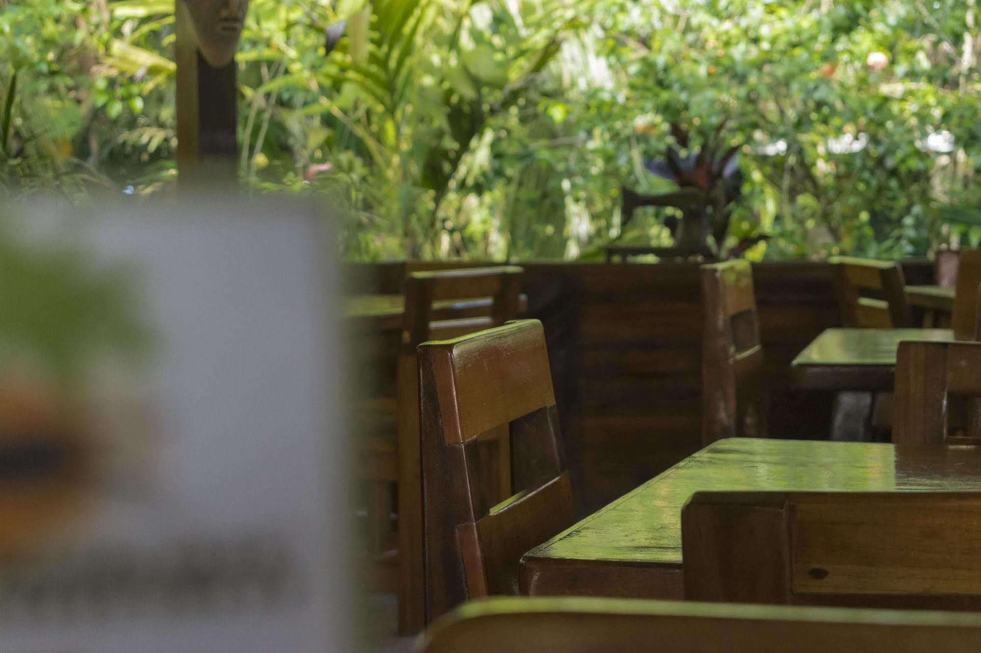 Atlantida Lodge Кахуита Екстериор снимка