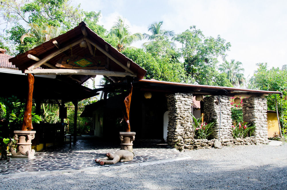 Atlantida Lodge Кахуита Екстериор снимка
